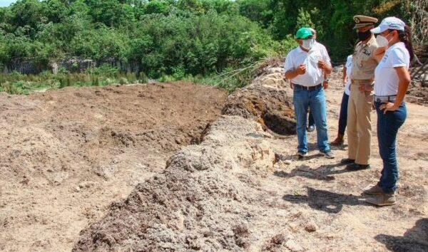 SUPERVISAN TRATAMIENTO DEL SARGAZO; VERIFICA LAURA TRABAJO REALIZADO TRAS RECOLECTA DEL ALGA MARINA