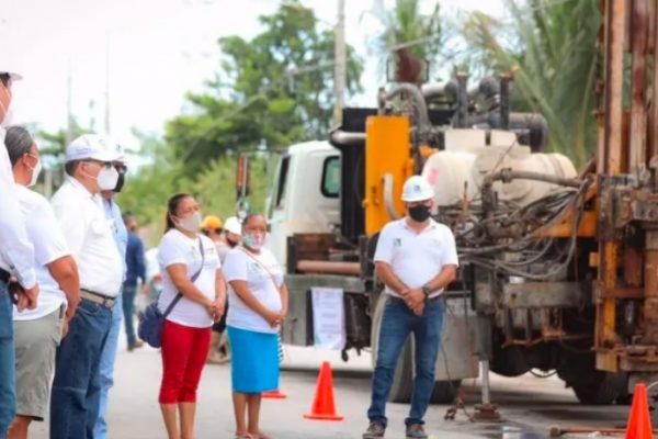 Laura Fernández pone en marcha programa de mantenimiento de pozos de absorción