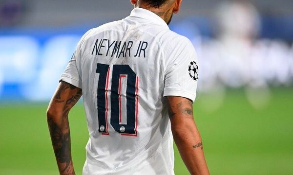 DE ERRAR UN MANO A MANO A LOS DOS MINUTOS A SER LA GRAN FIGURA: EL PARTIDO DE NEYMAR EN EL PSG