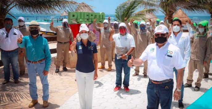 ENTREGA LAURA UNIFORMES; EECONOCE EDIL LABOR DEL PERSONAL DE SERVICIOS PÚBLICOS DURANTE LA CONTINGENCIA