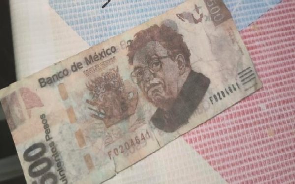 ¿Te han ofrecido billetes “clones” en Chetumal? Podrías ir a la cárcel