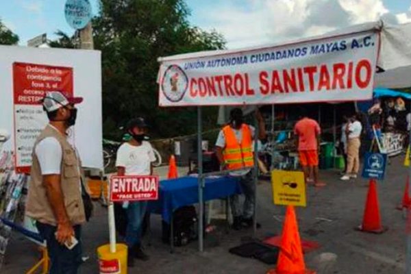 Autoridades municipales redoblan vigilancia en tianguis de Cancún