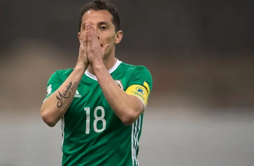 Guardado asegura que México no hace nada por avanzar en los mundiales