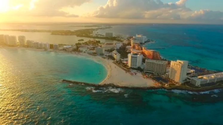 CANCÚN SE CONSOLIDA COMO DESTINO DE PLAYA LÍDER EN MÉXICO