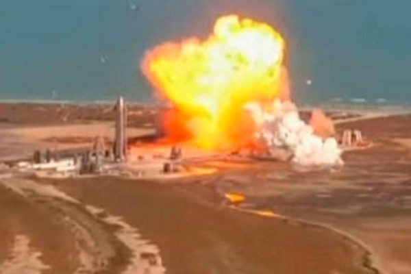 Estalla prototipo de cohete SpaceX tras aterrizar (VIDEO)