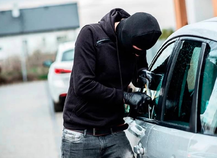 Según la AMIS, estos son los autos más robados en México