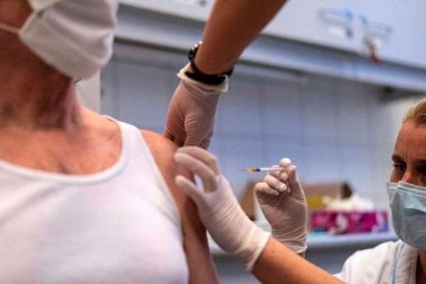 Rusia registra su tercera vacuna contra el coronavirus