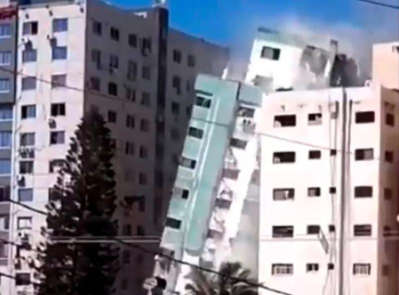 VIDEO. Ejército de Israel destruyó la torre Al-Jalaa en Gaza