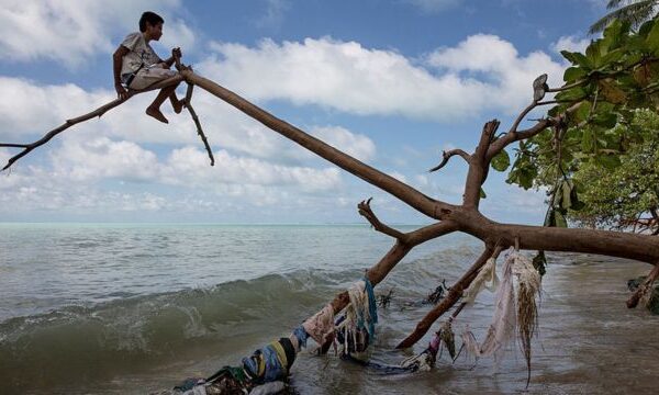 Kiribati, el remoto país donde la llegada de un vuelo internacional causó la primera cuarentena desde el inicio de la pandemia del covid-19