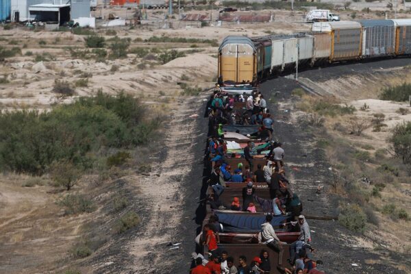 Venezolanos en Juárez permanecen en norte de México con el temor de que EEUU los deporte