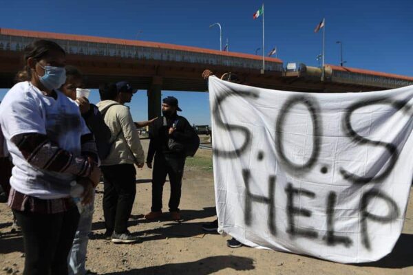 México confía que disminuirá número de venezolanos deportados de EEUU