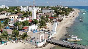 Garantiza ayuntamiento de Puerto Morelos servicios públicos