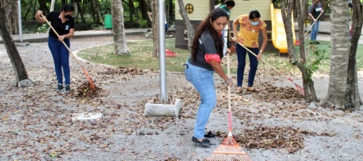 Funcionarios se unen para restaurar parque de Puerto Morelos