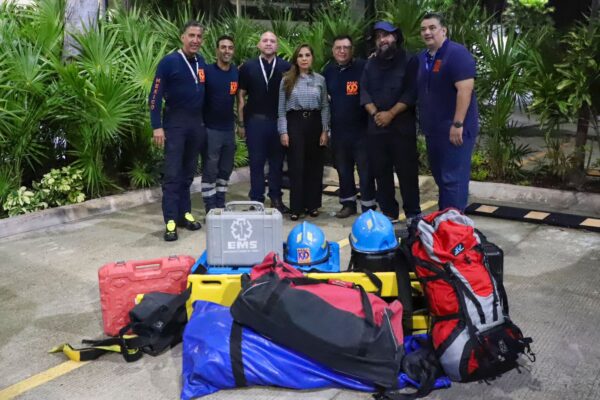 Quintanarroenses viajan a Turquía para apoyar en labores de rescate