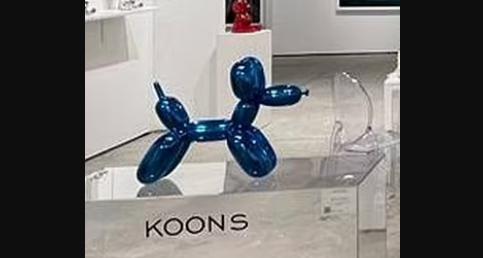 Mujer rompe escultura de Jeff Koons valuada en 42 mil dólares