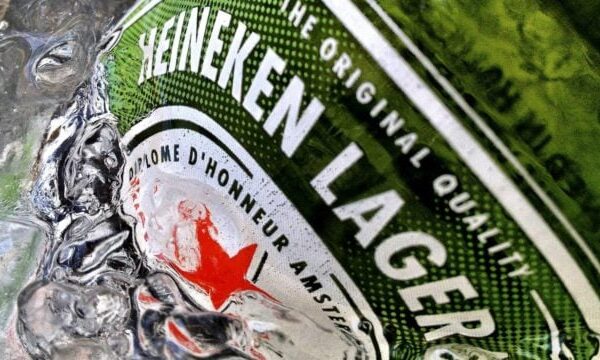 Femsa venderá sus acciones de Heineken