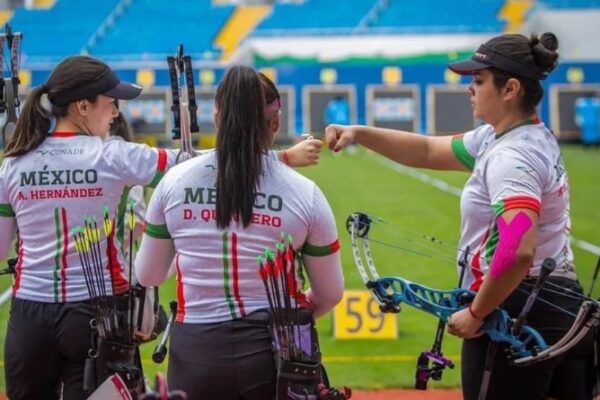 México gana medalla de oro en el Mundial de Tiro Con Arco