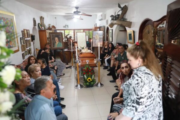 Despiden a Andrés García en Acapulco