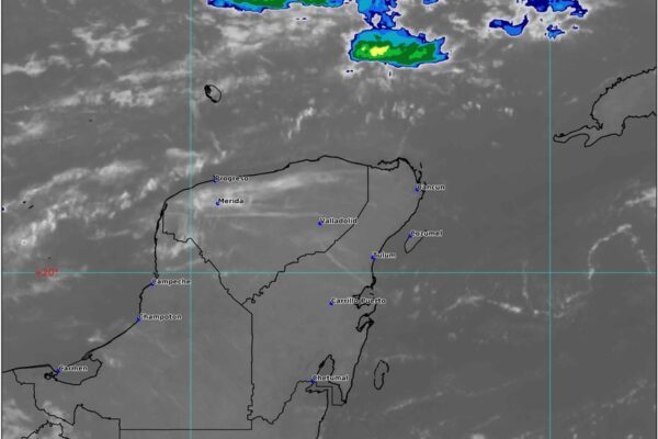 Calor y probabilidad de chubascos en Quintana Roo