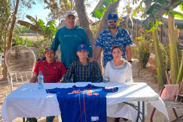 Tigre de Quintana Roo firma con los Mets de Nueva York