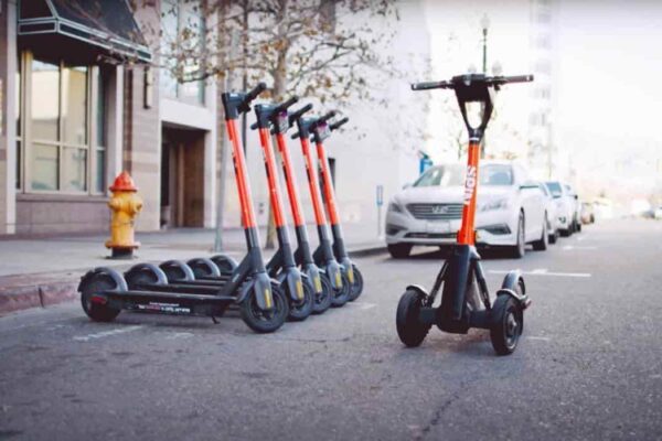 París prohíbe el alquiler de scooters eléctricos