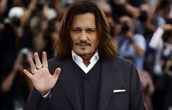 "Johnny Depp revela: "No necesito a Hollywood", su impactante declaración dejará a todos boquiabiertos"