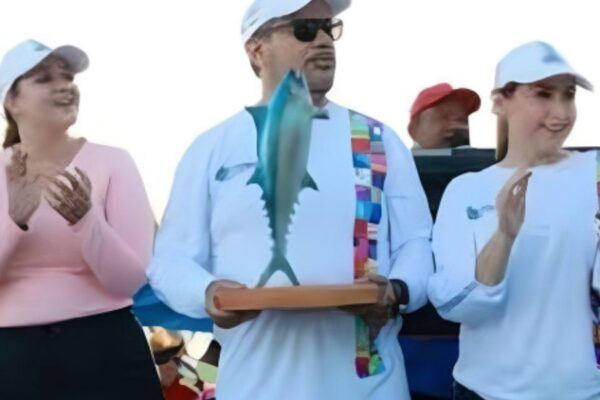 Premian a ganadores del torneo de pesca “Cosme Alberto Martínez Magaña” de Isla Mujeres