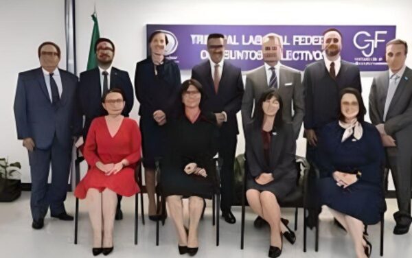 México y Canadá intercambian experiencias en materia laboral