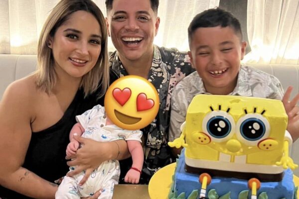 Eduin Caz celebra cumpleaños de su hijo en hotel Nickelodeon Riviera Maya y con mini concierto