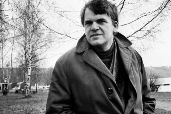 Lamentable pérdida en el mundo literario: Milan Kundera fallece a los 94 años