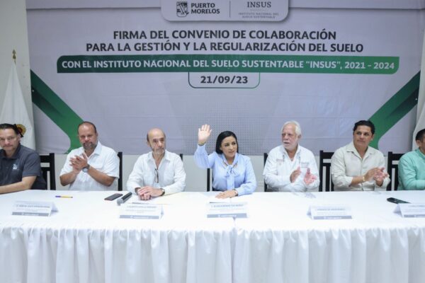 Firman convenio para ordenar el crecimiento urbano de Puerto Morelos