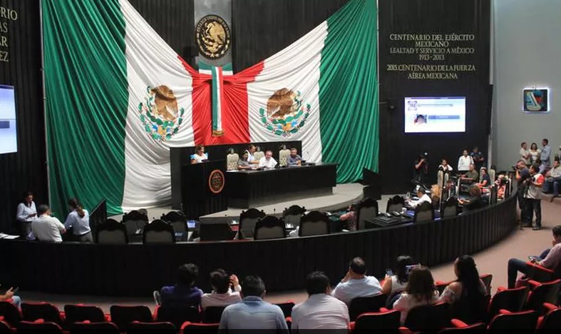 Presentan cambios en la cúpula administrativa del Congreso de Quintana Roo