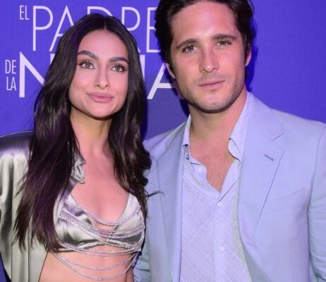 Renata Notni se ríe de los rumores de embarazo y boda con Diego Boneta