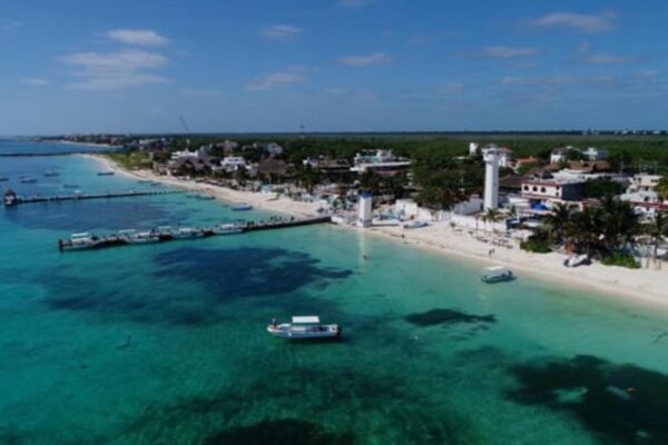 Sectur anticipa fin de semana largo con ocupación hotelera histórica en Quintana Roo