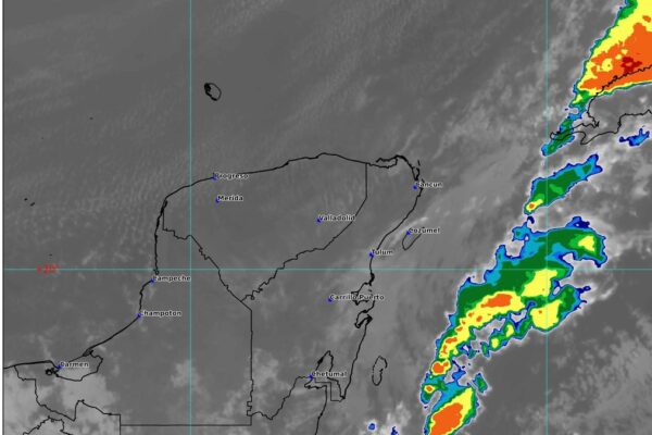 Prevén cielo medio nublado con chubascos para la Península de Yucatán