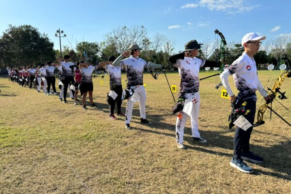 Cumplen atletas quintanarroenses el primer filtro estatal de la disciplina de tiro con arco