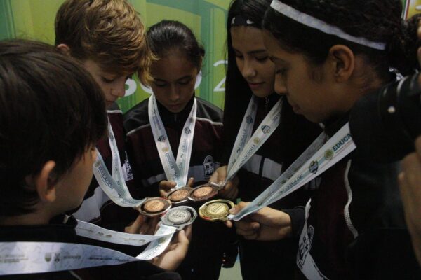 Conquista Quintana Roo cinco preseas durante la segunda jornada de Taekwondo, en los Nacionales CONADE 2024