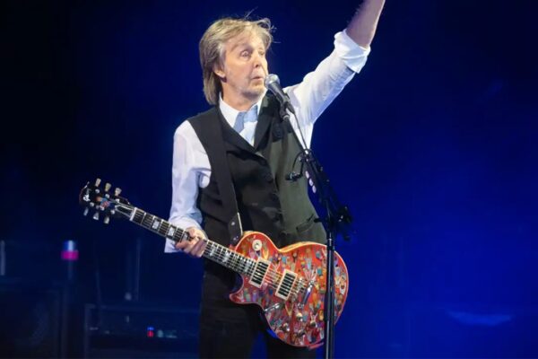 Lanza Paul McCartney, One Hand Clapping, disco con canciones grabadas hace 50 años