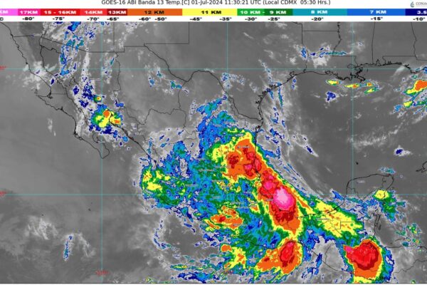 LA DEPRESIÓN TROPICAL CHRIS SE DESPLAZARA SOBRE EL CENTRO DEL PAÍS