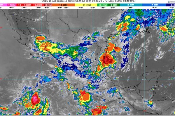 La onda tropical 13 afectará el sureste y sur de México