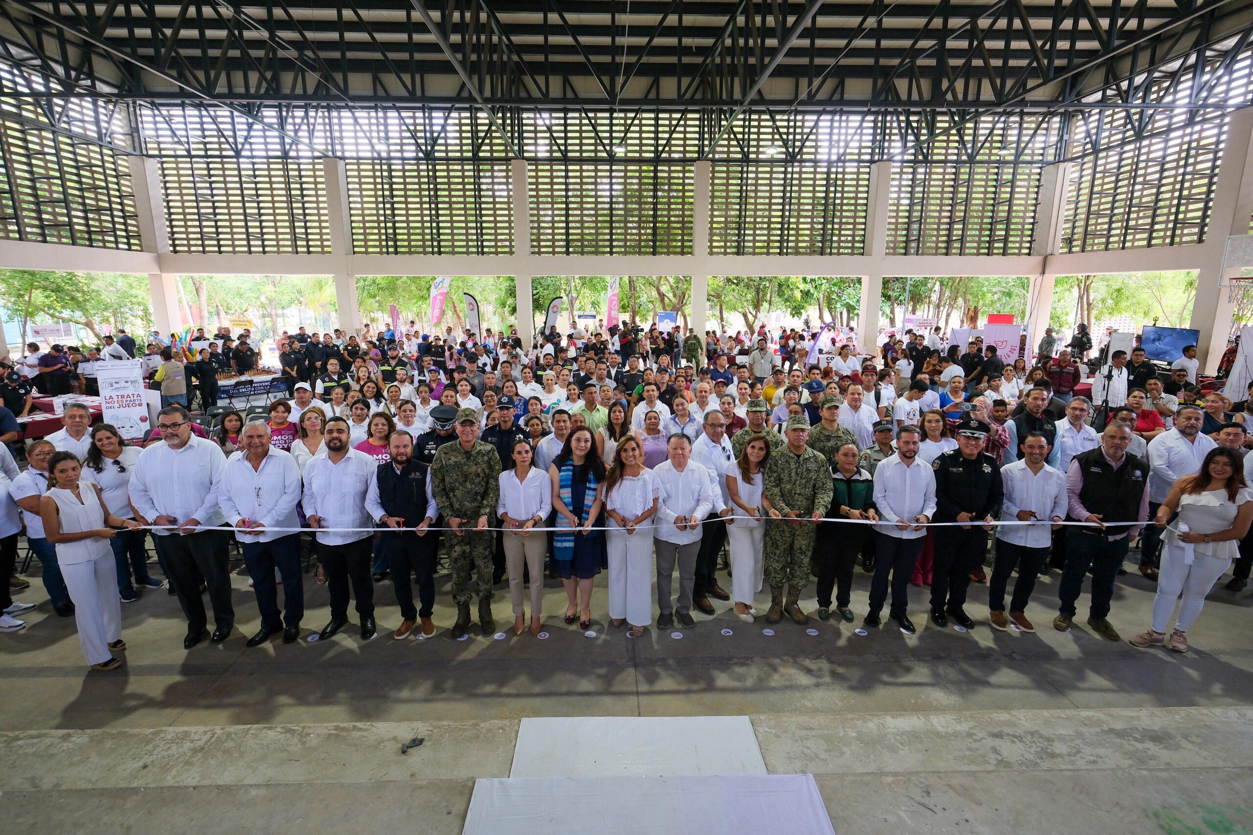 Inaugura Mara Lezama Feria de Paz y Desarme Voluntario en Villas Otoch Paraíso para la Construcción de Paz en Quintana Roo