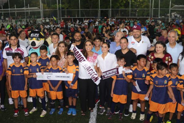 Inauguran Ana Paty Peralta y Mara Lezama Unidad Deportiva de la SM 21