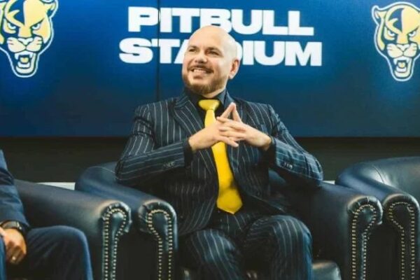 Universidad Internacional de Florida nombrará su estadio ‘Pitbull’ tras acuerdo con el cantante