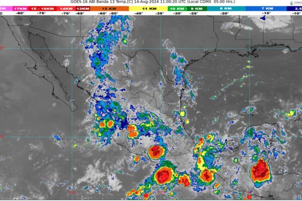 Fuertes lluvias y vientos en amplias zonas de México