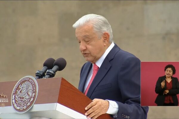 Informa AMLO que Chetumal ya es zona libre