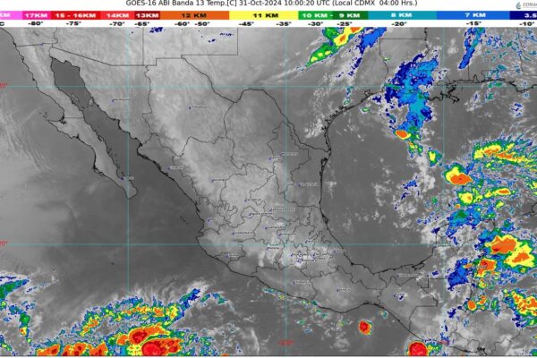 La onda tropical 30 se desplazará sobre la península de Yucatán y el sureste de México