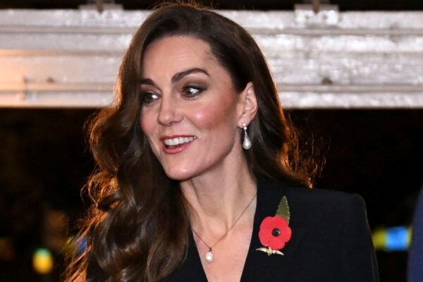 Kate Middleton reaparece públicamente tras completar su tratamiento de quimioterapia