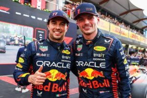 Max Verstappen defiende a Checo Pérez y lanza dardo a Red Bull