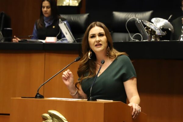 Geovanna Bañuelos solicita reforzar el diálogo diplomático con EE. UU. para proteger a los migrantes mexicanos