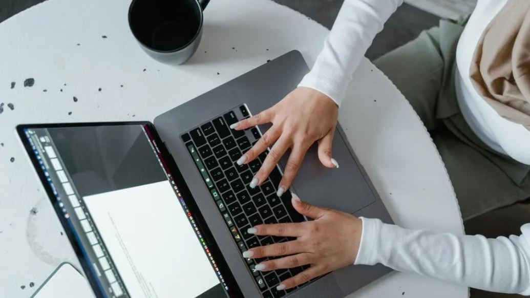 Reducción gradual de jornada laboral debe evitar impactos negativos: Coparmex